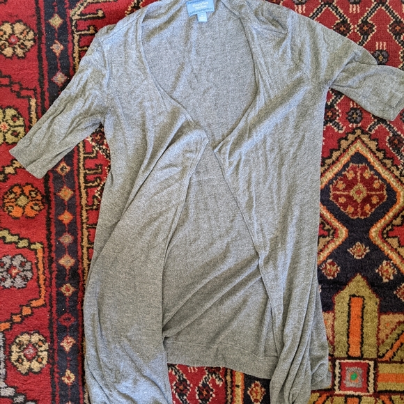 Vera wang grey sweater - Picture 1 of 2